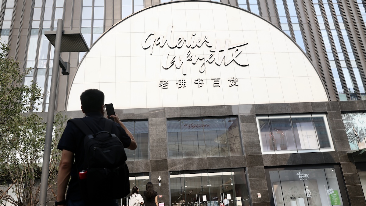 老佛爷百货再撤北京店，外资百货路在何方？