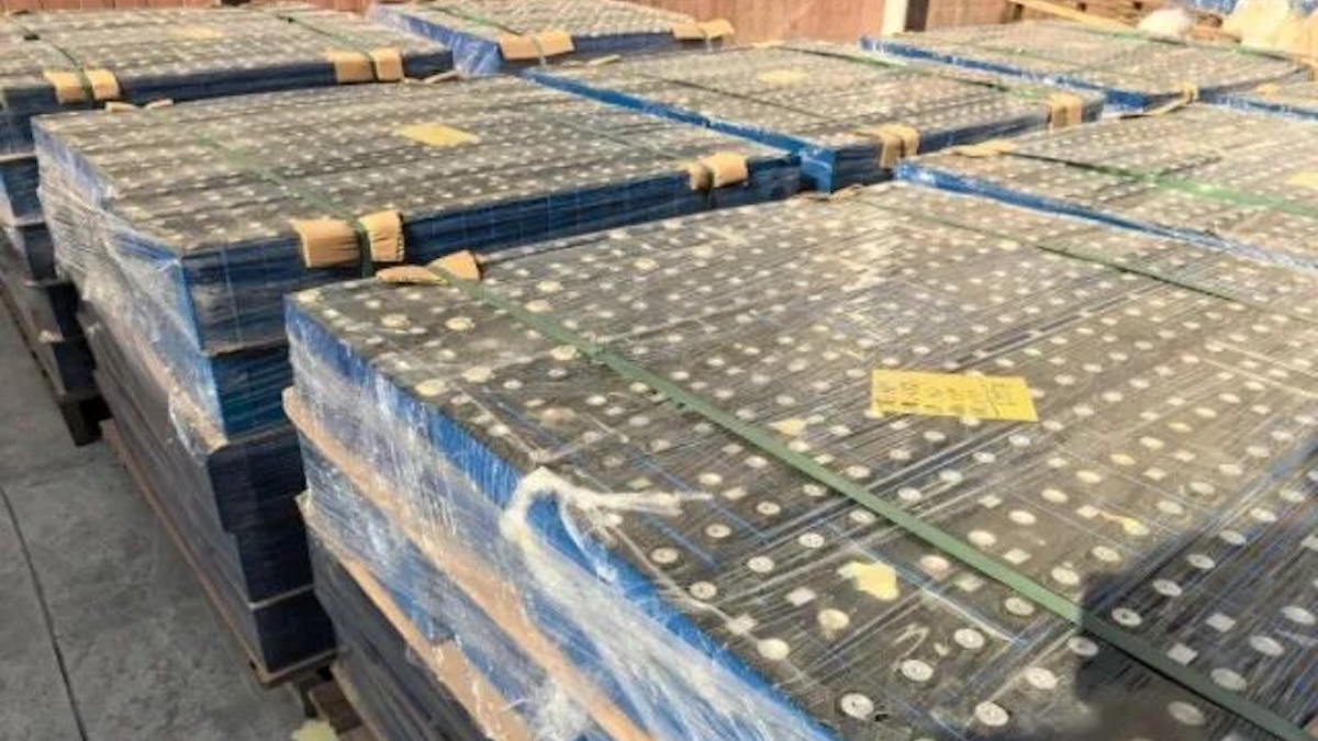 电池回收黑灰暴利产业曝光！拆一辆赚1万，75%废旧电池流向了小作坊